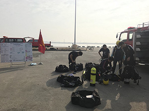 茄萣汽車落海！駕駛疑似高雄早餐店老闆娘槍殺案兇嫌