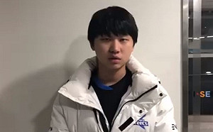 《英雄聯盟》為貶低前總統鞠躬道歉  Aiming：抱歉說出傷人的話(影)