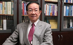 不願淪為國民黨抓耙仔  城仲模逃離日本遠赴歐洲