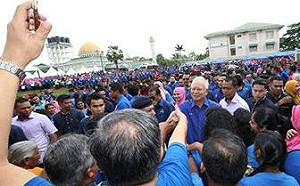 馬來西亞涉貪總理信心滿滿  月底解散國會