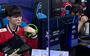 《英雄聯盟》SKT致命失誤？決勝回選角不合常理(影)