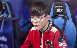《英雄聯盟》KSV圍剿Faker不成 慘遭SKT反打逆轉 (影)