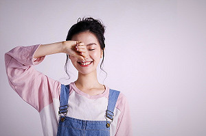 《英雄聯盟》閃電狼主場日！ 正妹實況主啾啾當關主