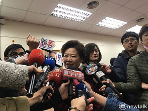 衛生紙漲價後  公平會：調查速食、手搖杯業者中