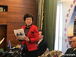 嗆黨若禮讓柯P一定選到底 呂秀蓮：該讓女性來了