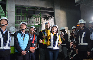 許銘春突擊勞檢桃機擴建工程 勒令5處停工罰36萬