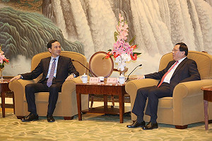 新聞幕後》朱劉會政治拉抬操作？府院預期「劇本」之一