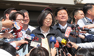 知道朱立倫也在花蓮  蔡英文：大家都來非常好