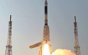 印度以改良火箭發射衛星 月球任務彩排
