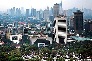 印尼走私1噸毒品8台嫌 法庭喊冤求免死