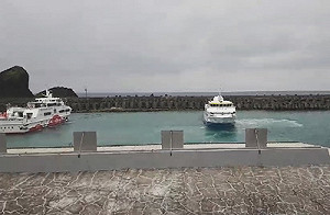 蘭嶼兩艘交通船擦撞 老婦遭割傷送醫