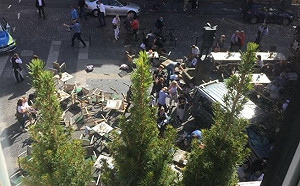 德國廂型車衝撞人群3死20傷 駕駛車內舉槍自盡