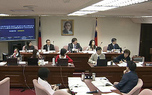 烏賊車小心！ 空污法修正後未改善者最重可吊照