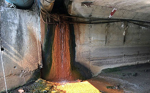 皮革廠知法犯法  汙染鳳山溪遭逮