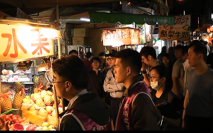 觀光夜市消費要注意！買果4步驟讓你不再被當盤子