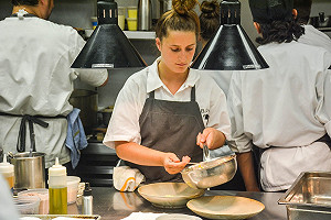 要五毛給一塊？不！餐廳美食讓這位老饕做了這件事…