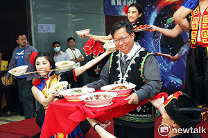 桃園米干節周末登場！長街宴體驗手抓飯樂趣