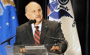 中國測美國底線？美前副防長：五角大廈應派航母繞行台灣