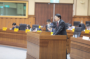 基隆輕軌採雙軌化  林右昌：基隆到南港僅需25分鐘