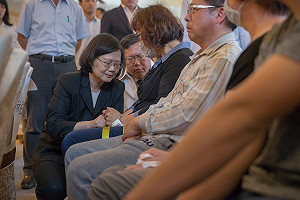 敬鵬大火奪7命 蔡英文親悼並籲國人祈福加油