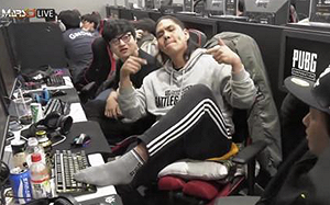 用腳也能吃雞？《絕地求生》選手羞辱對手惹議