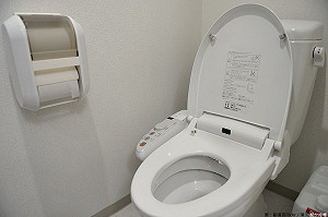 搶攻廁所商機！中日衛浴品牌競爭白熱化