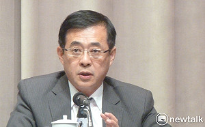 台大恐三年沒校長  賴士葆諷：世界奇聞