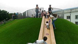 3D就是潮！ 新北首座立體彩繪溜滑梯上線