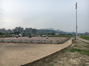 新北微風運河機車練習場 5月5日舉辦原場考照