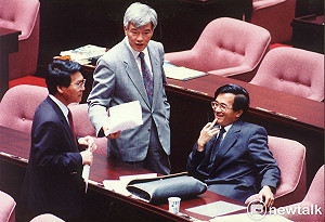 盧仔新書試讀18》「政治頑童」盧修一   譁眾取寵只為國家