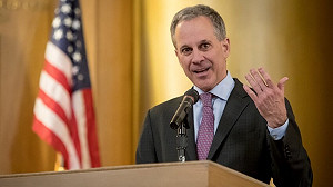 遭控毆打4女 紐約州檢察長宣布辭職