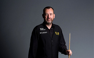 奪世界冠軍  撞球名將裸體現身記者會