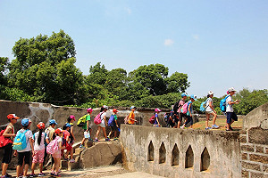 帶媽咪淡水賞古蹟！來滬尾礮臺感受火砲AR體驗