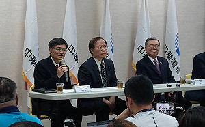 499引老客戶反彈！鄭優：買衣服一週後碰打8折，可以退錢嗎？