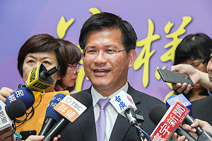 談施政滿意與連任支持度 林佳龍：會更加努力