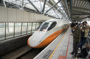 玩南台有夠省！搭高鐵住飯店  最低每人三千有找