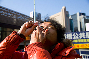 長期用涼感眼藥水恐傷眼？食藥署：當心有副作用