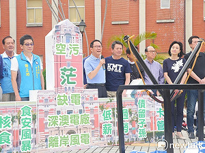 綠拱花媽披掛選北市 丁守中：陳菊、柯P都難打