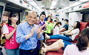 力抗國民黨雙城聯盟 蘇貞昌有信心贏得在地支持