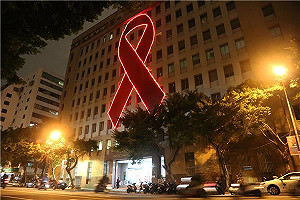 立院三讀 愛滋病患可捐贈器官給其他感染者