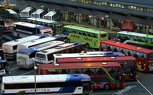 油價走高 交通部：國道客運短期不跟漲