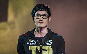 《英雄聯盟》遠征中國賽區不容易 RNG教練：Karsa哭過好多次