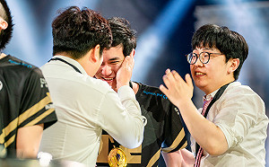 英雄聯盟季中賽》奪冠當下哭成淚人兒  Karsa：努力終於有回報