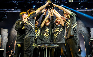 《英雄聯盟》RNG奪冠 中國大學生歡呼掀翻屋頂