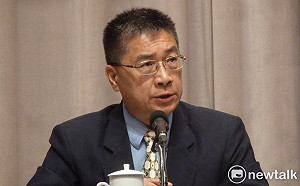 吳茂昆和管中閔相較 徐國勇：闖紅燈被抓到  就是要罰