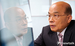 侯友宜建議配老花眼鏡  蘇貞昌：年齡歧視非常不當