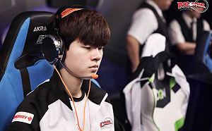 《英雄聯盟》夏季賽重新出發  Deft和粉絲相約：今年世界賽見