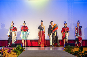 以服裝詮釋人文藝術 台中家商帶動時尚美學