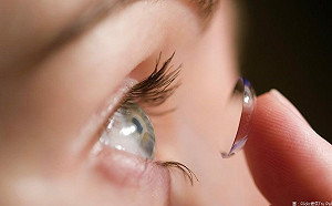 隱眼族注意！醫師：用這2招遠離乾眼症