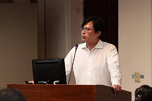 黃國昌爆料 府方施壓促轉委員勿批判黃煌雄  否則轉型難走下去